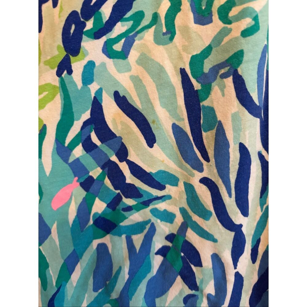 Lilly Pulitzer Luxletic Treena V-Neck Active Tee Size M Wade and Sea Print - Picture 4 of 8